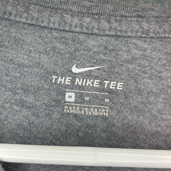 Youth Medium Nike “Just Do It” TShirt EUC - Picture 4 of 6